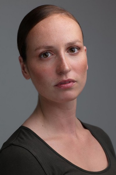 Esther vd L