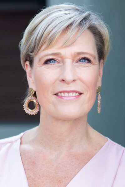Angela O