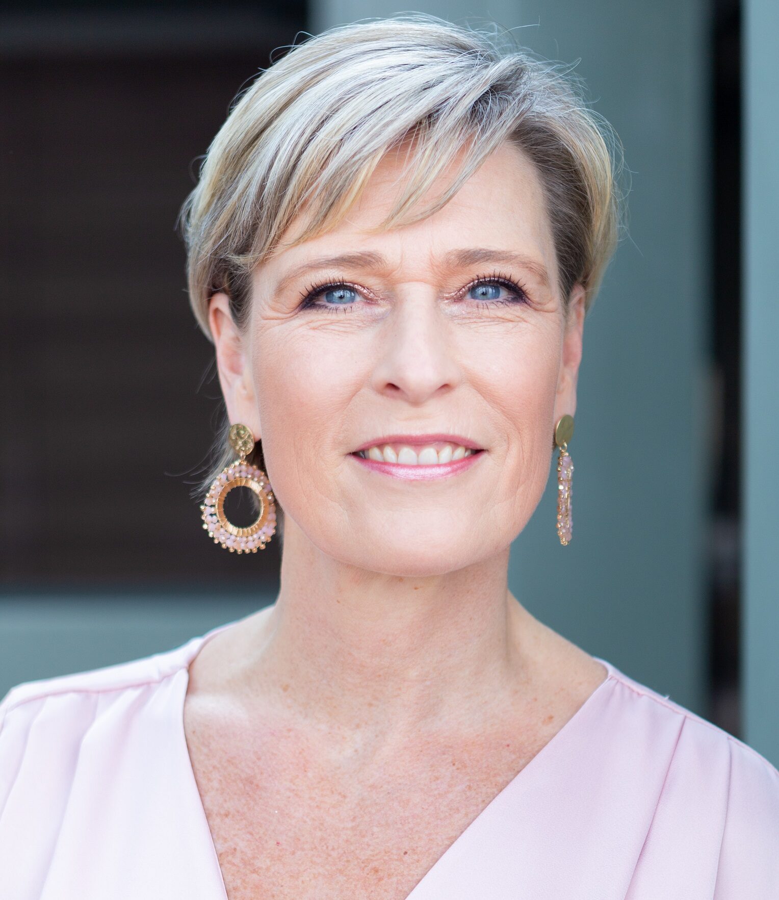 Angela O